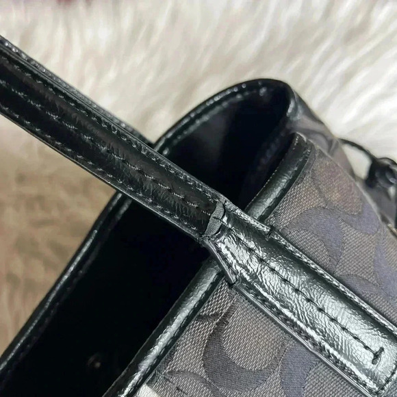 Coach F24882 Black Signature Python Print Stripe Tote Bag Large Shoulder Handbag - Picture 2 of 12